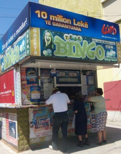 Pike shitje lojra fati