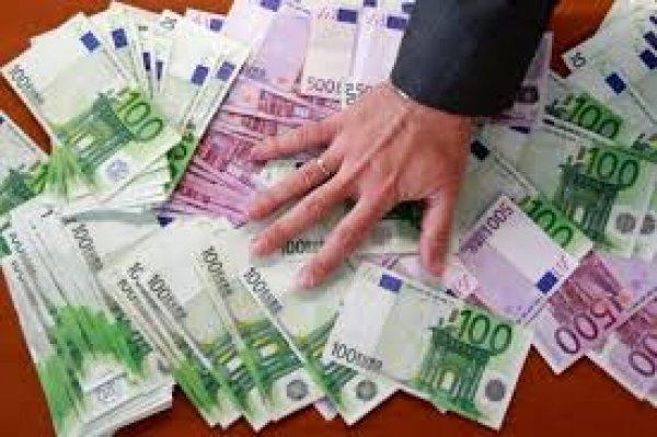 Oferta kredi nÃ« mes tÃ« veÃ§antÃ« serioze nÃ« mÃ« pak se 72 orÃ«